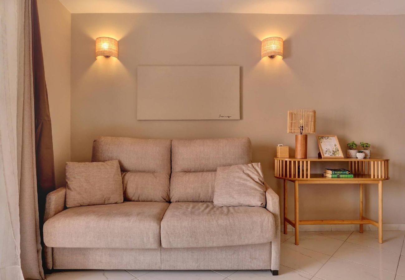 Apartamento en Los Cristianos - Relaxing 1 bed, Los Cristianos,Heated Pool,Air Con 