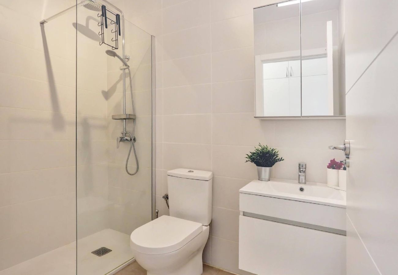 Apartamento en Acantilados de Los Gigantes - Ocean Rock Apartment, Heated Pool, Wi Fi, Smart TV 