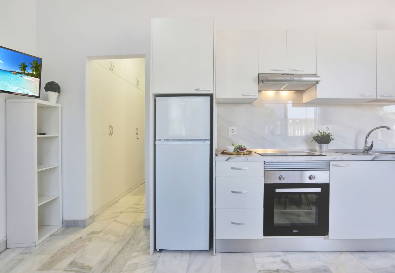 Apartamento en Acantilados de Los Gigantes - Cliffstone Apartment, Los Gigantes, Heated Pool