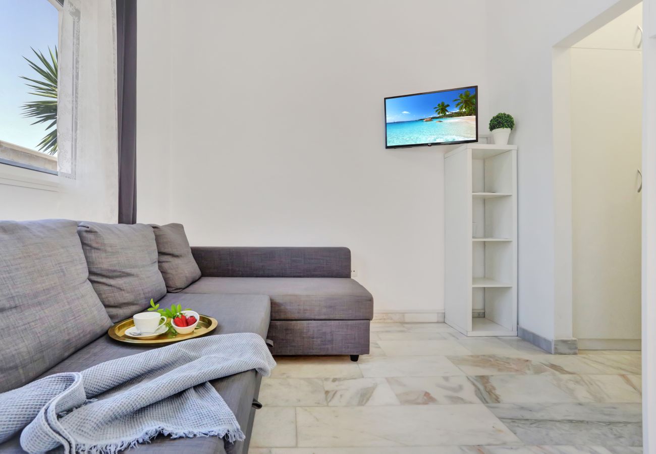 Apartamento en Acantilados de Los Gigantes - Cliffstone Apartment, Los Gigantes, Heated Pool