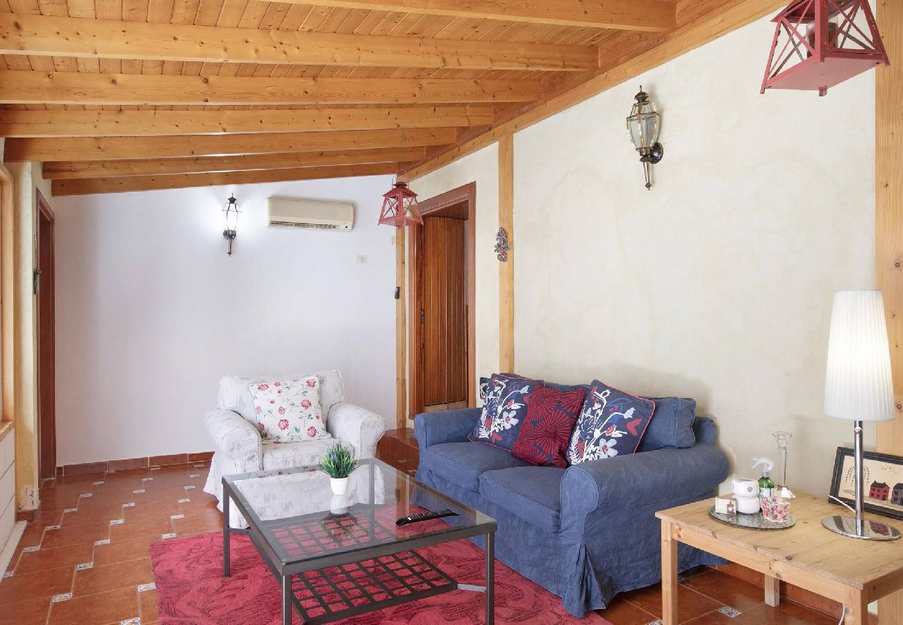 Casa rural en San Miguel - El Majuelo Typical House, 2 Rooms, Fiber, Solarium 