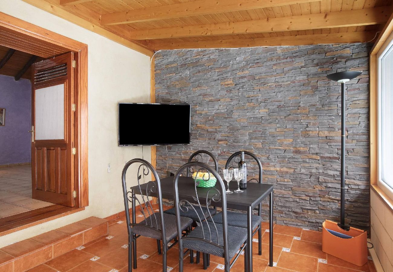 Casa rural en San Miguel - El Majuelo Typical House, 2 Rooms, Fiber, Solarium 