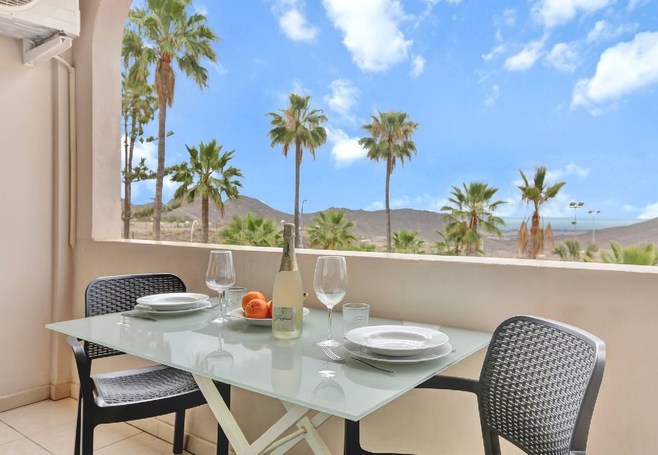 Apartamento en Arona - Little Gem, Panoramic Balcony, Pool, Wifi 