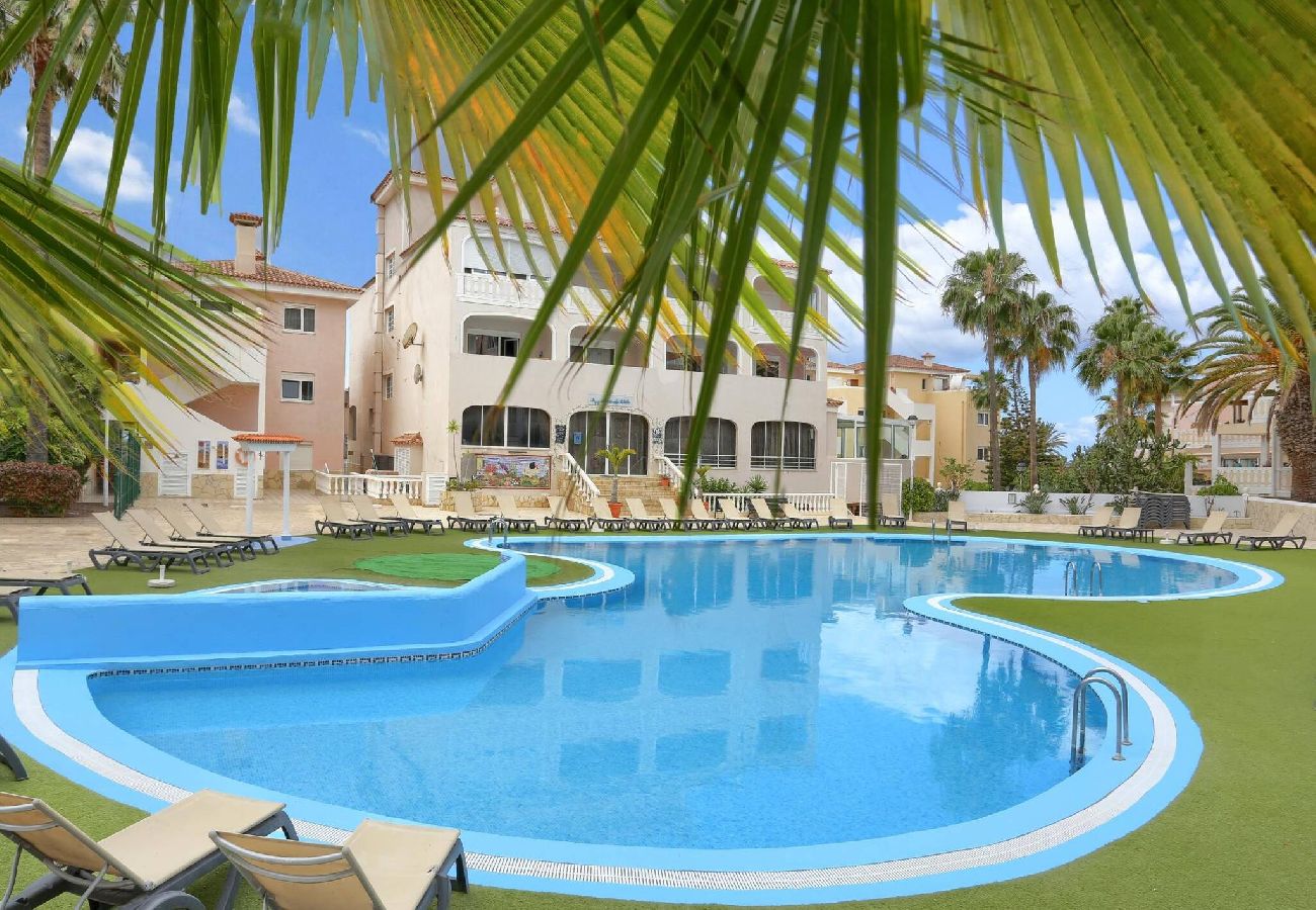 Apartamento en Arona - Little Gem, Panoramic Balcony, Pool, Wifi 