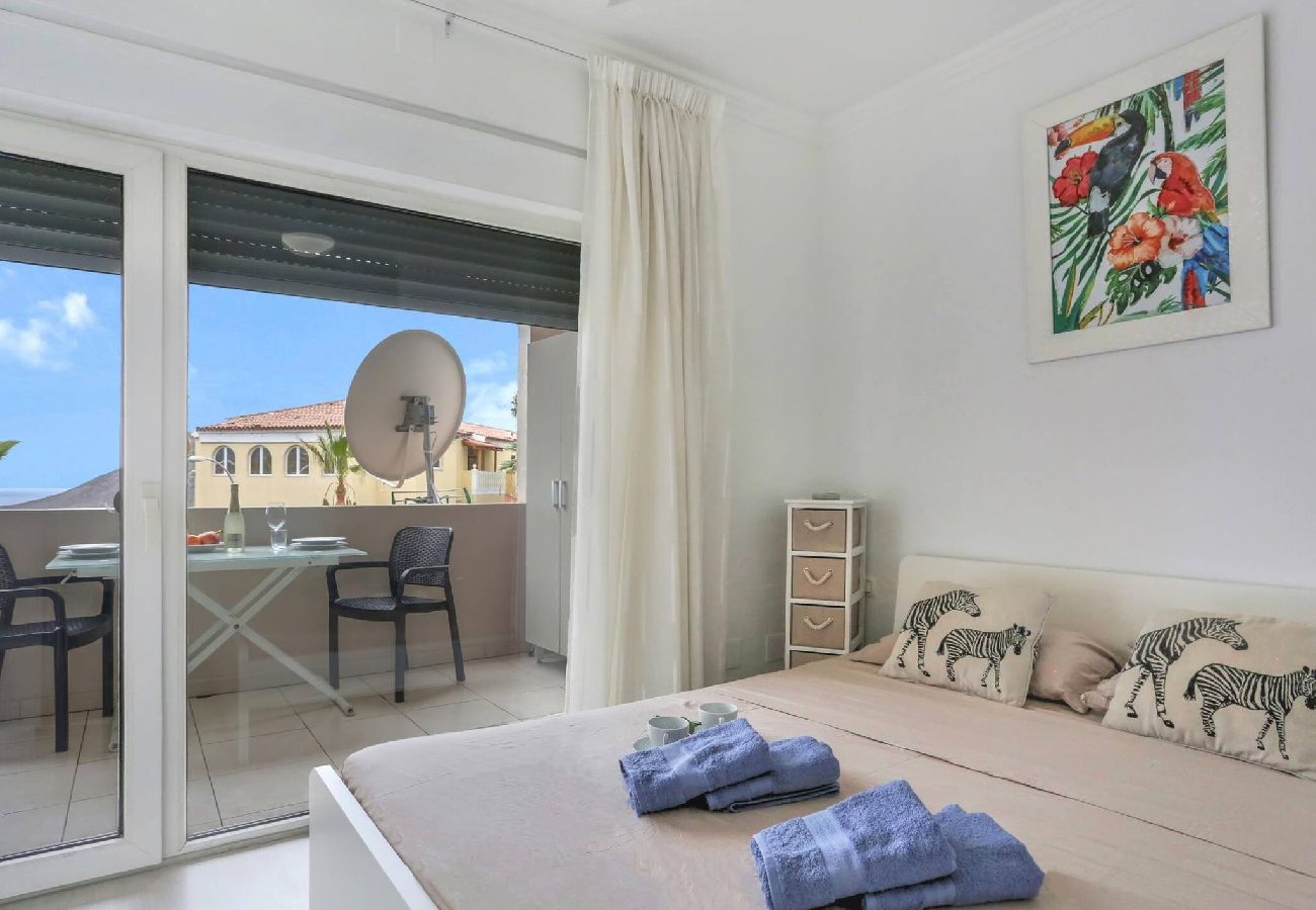 Apartamento en Arona - Little Gem, Panoramic Balcony, Pool, Wifi 