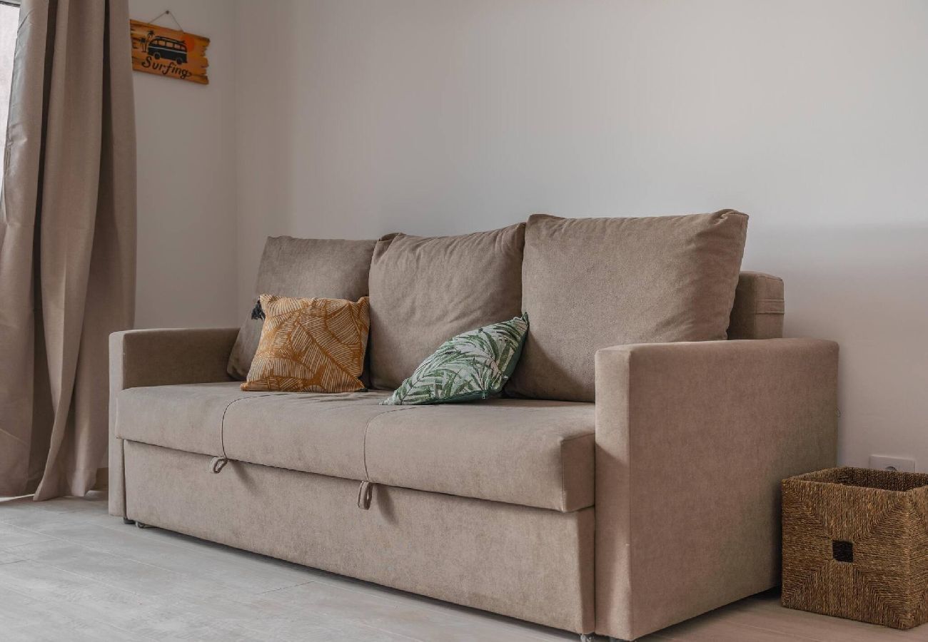 Apartamento en Arona - Atlantic Breeze, Terrace, Pool, Fast Wifi 