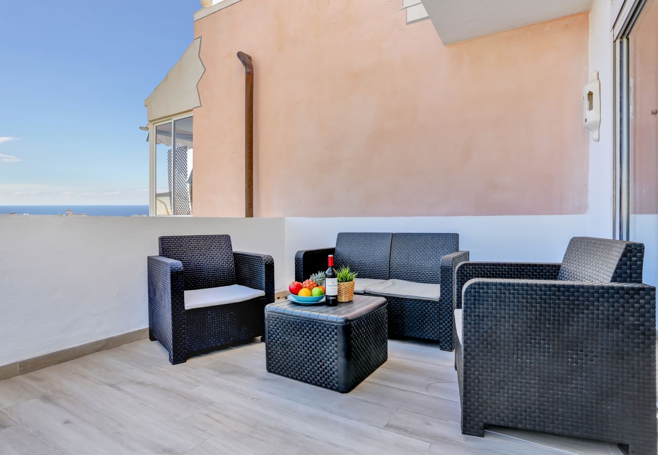 Apartamento en Arona - Atlantic Breeze, Terrace, Pool, Fast Wifi 