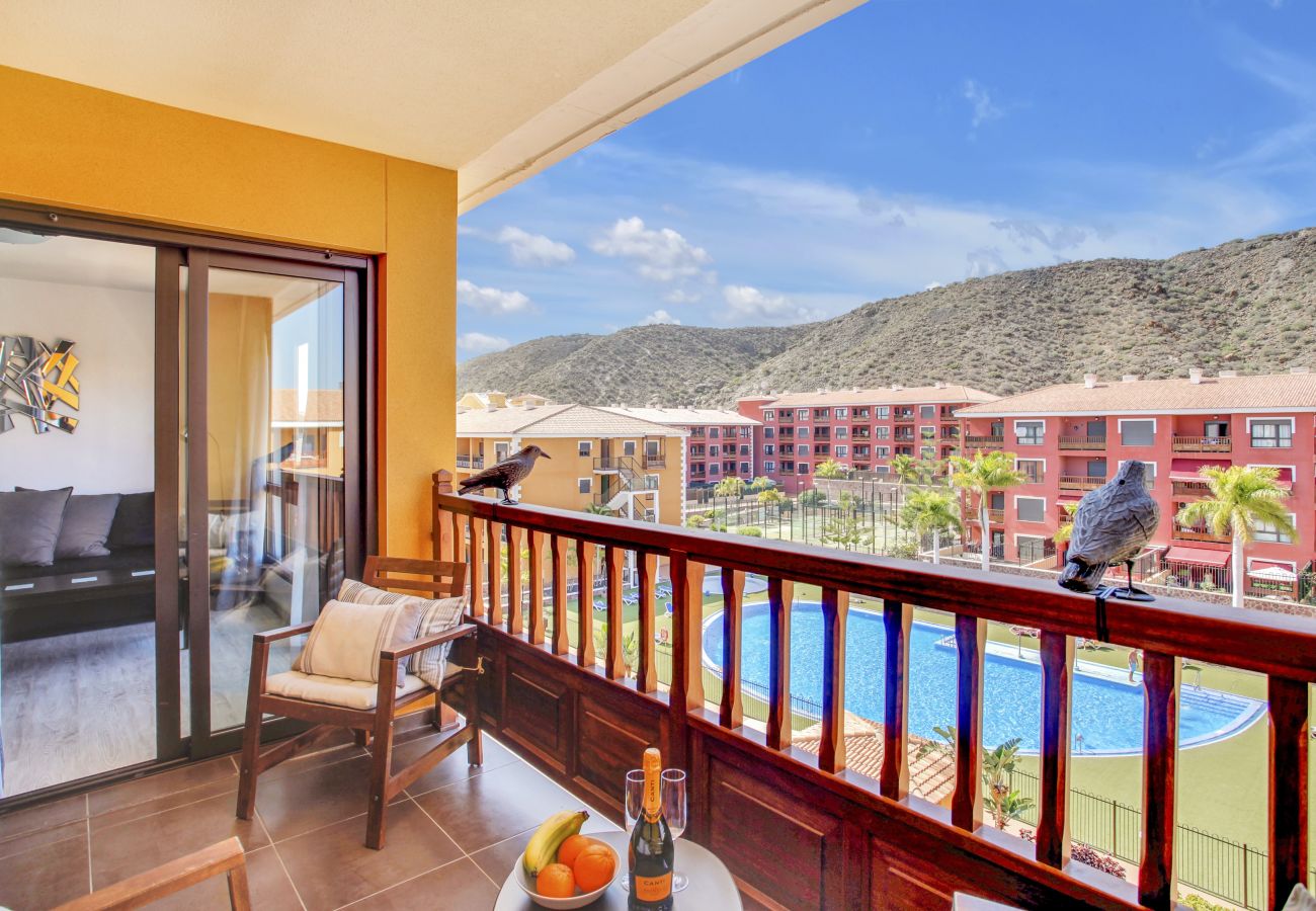 Apartamento en Palm - Mar - Lovely Mocan, Pool, Fast Wi Fi