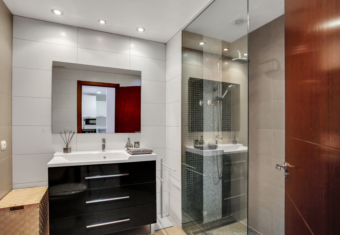 Apartamento en Palm - Mar - Lovely Mocan, Pool, Fast Wi Fi