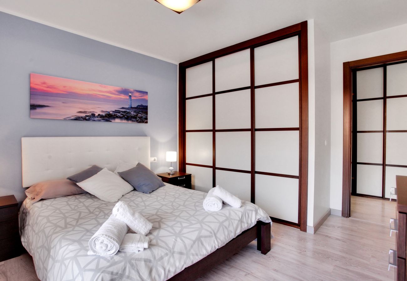 Apartamento en Palm - Mar - Lovely Mocan, Pool, Fast Wi Fi