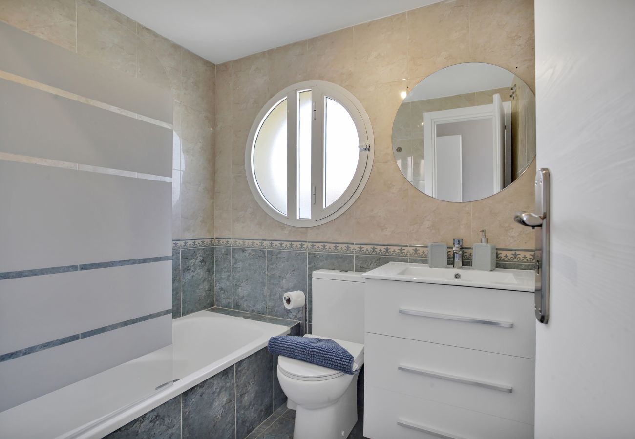 Apartamento en San Miguel de Abona - Sun And Green, Heated Pool, 3 Rooms, Air C