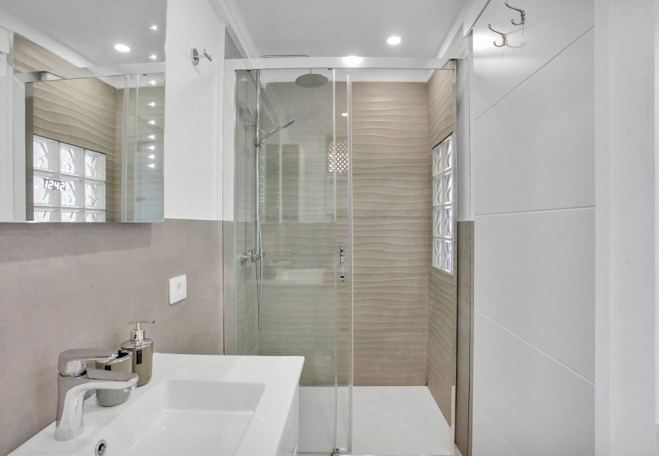 Apartamento en Palm - Mar - Dream Holidays, Wonderful Ocean View,Fast Wi Fi