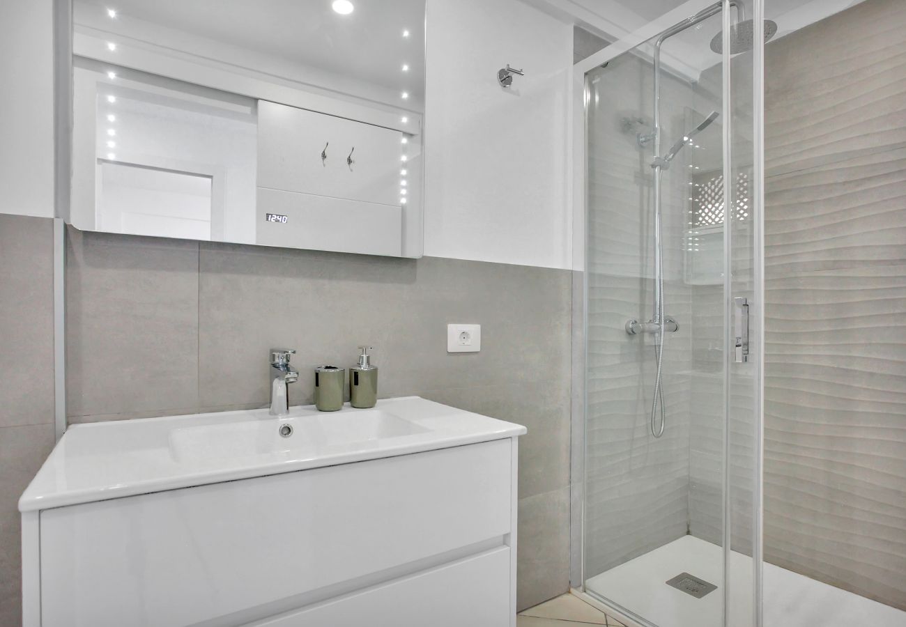 Apartamento en Palm - Mar - Dream Holidays, Wonderful Ocean View,Fast Wi Fi