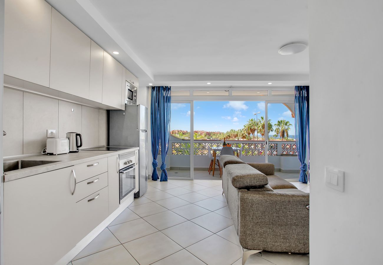 Apartamento en Palm - Mar - Dream Holidays, Wonderful Ocean View,Fast Wi Fi