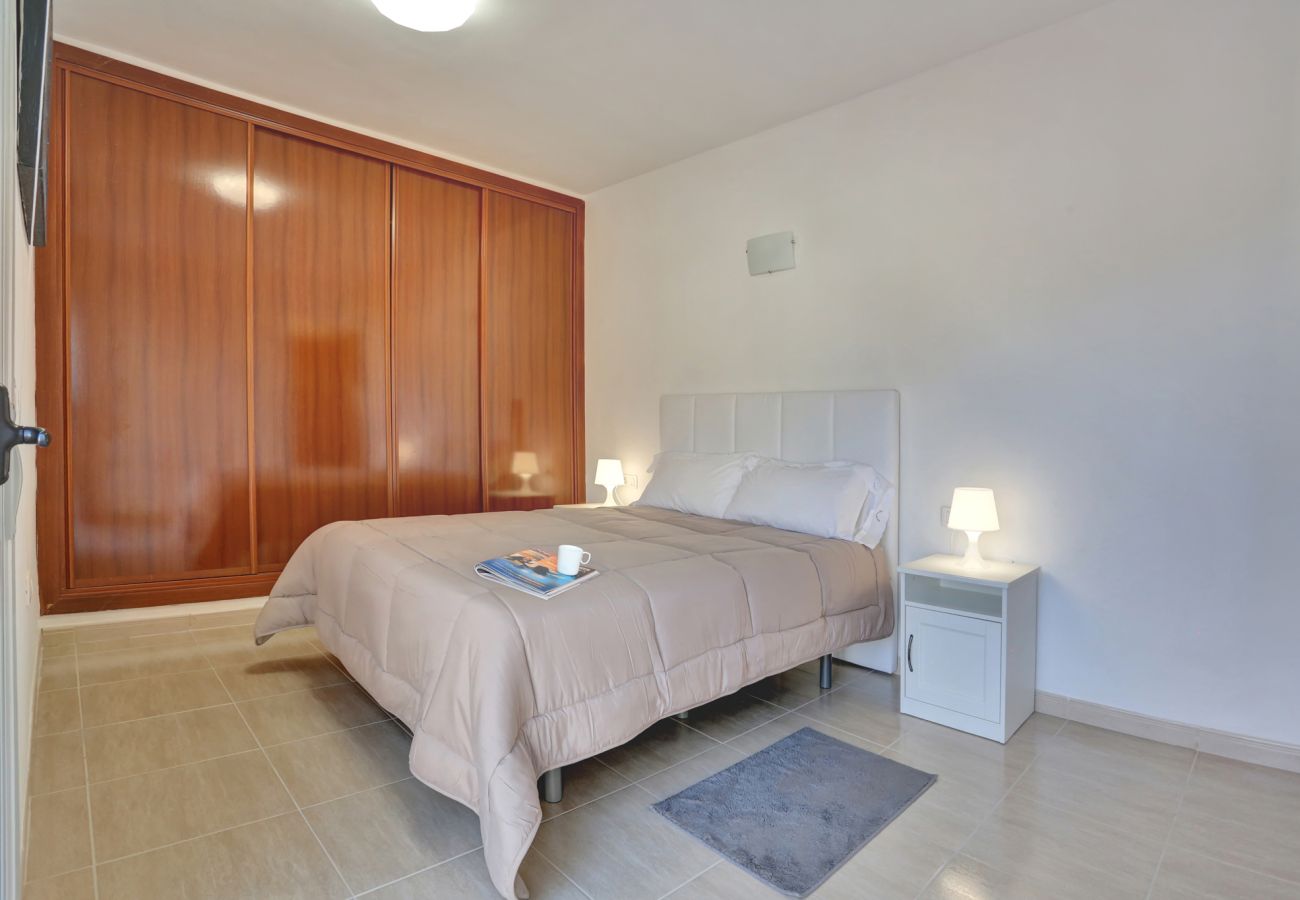 Apartamento en Arona - San Lorenzo Apt, 2Huge Terraces With View, Parking