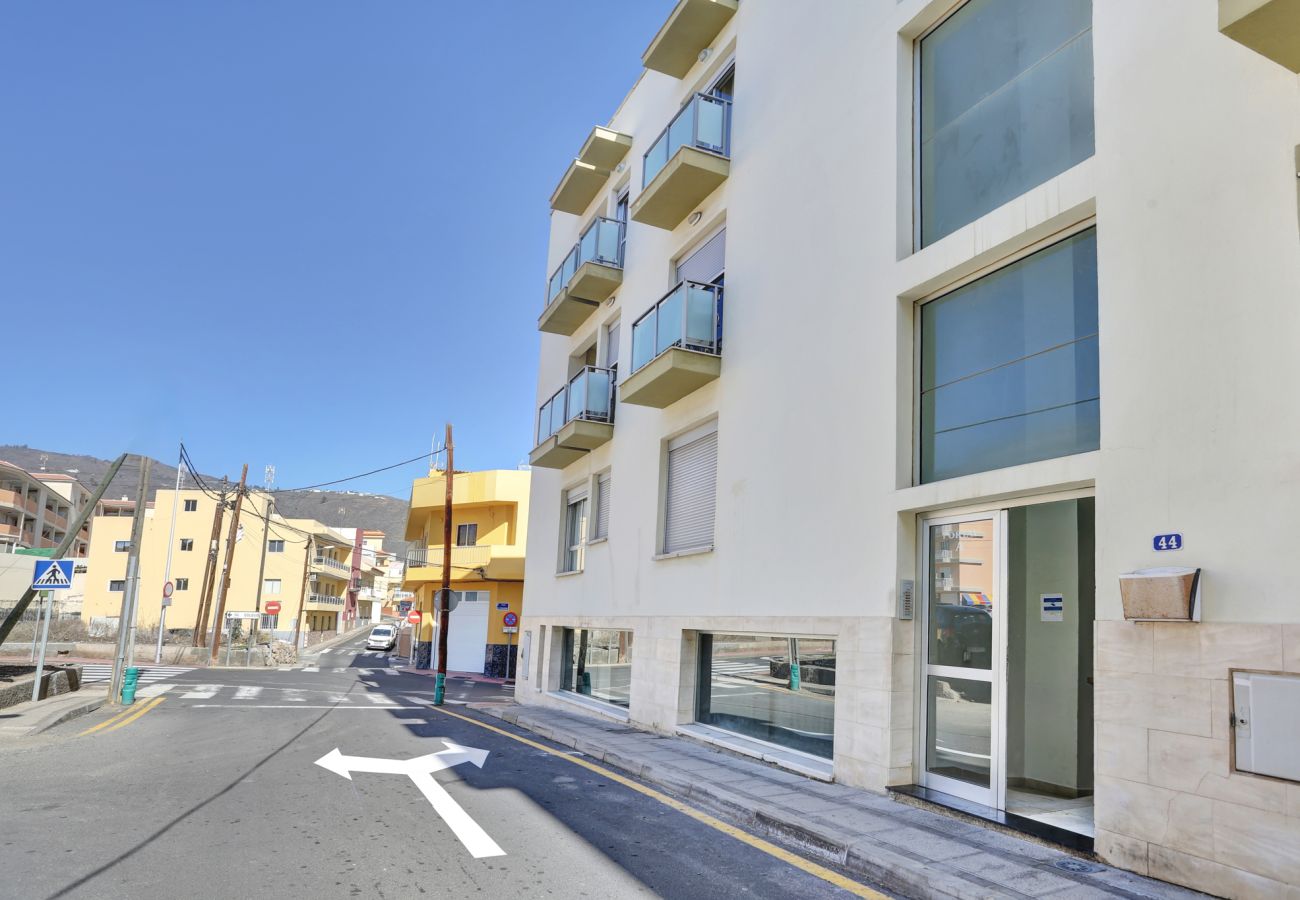 Apartamento en Arona - San Lorenzo Apt, 2Huge Terraces With View, Parking