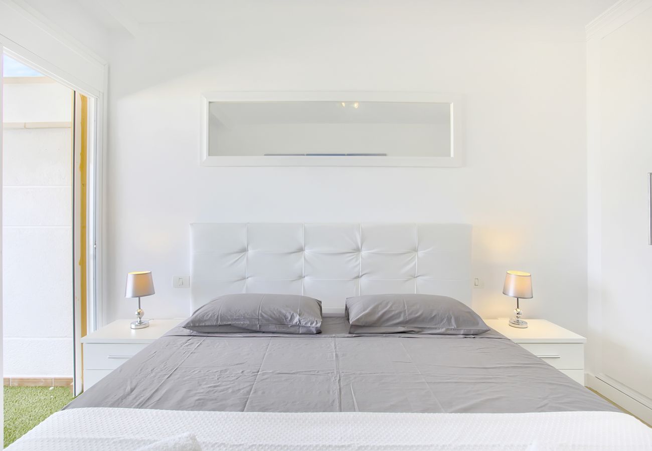 Apartment in Costa Adeje - The Penthouse, Fabulous Sunset, Heated Pool, Fiber