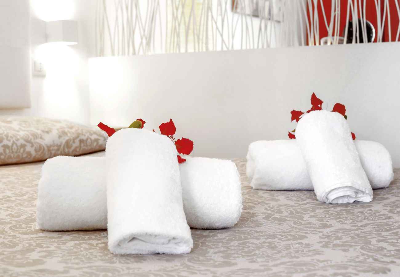 Studio in Playa de Las Americas - Ocean Touch Studio, Pool, Wi-Fi, Near the Beach