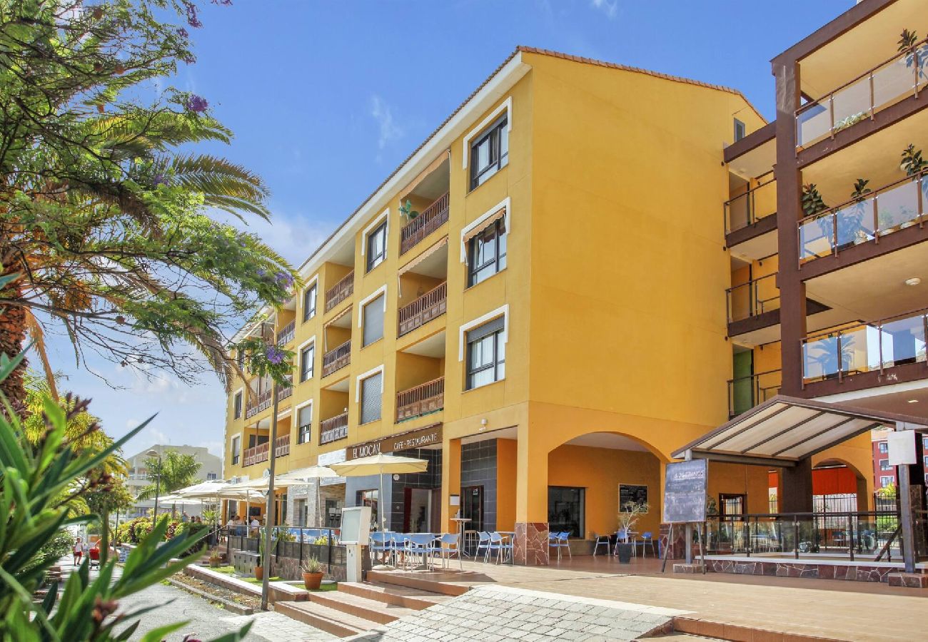 Apartment in Palm - Mar - Nice Mocan, Garage, Pool, Fiber, Padel, A/C 