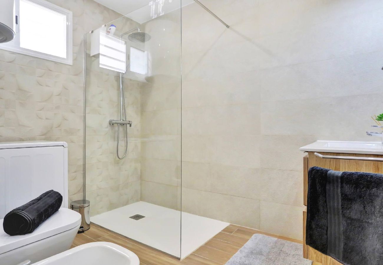 Apartment in Costa del Silencio - Beautiful Days, Air Con, Terrace, Fast Internet 