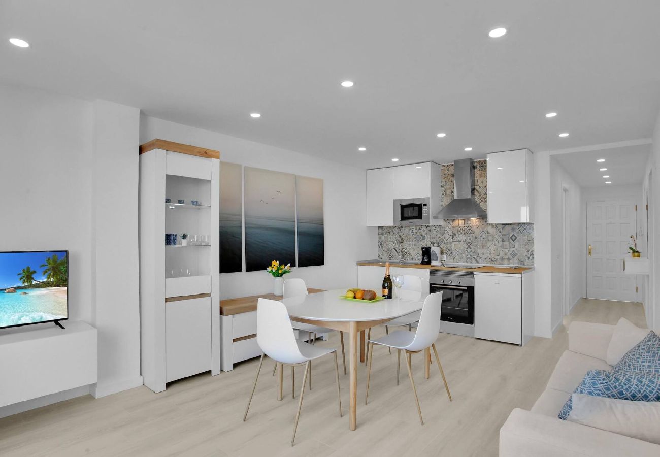 Appartement à Puerto de Santiago - Penthouse The Cliffs, Huge Terrace, Bbq, Air C 