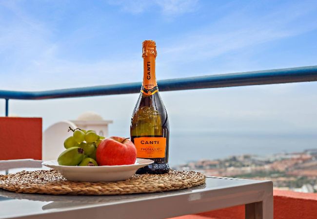  à Costa Adeje - Best Apartment, Huge Terrace Overlooking The Coast 