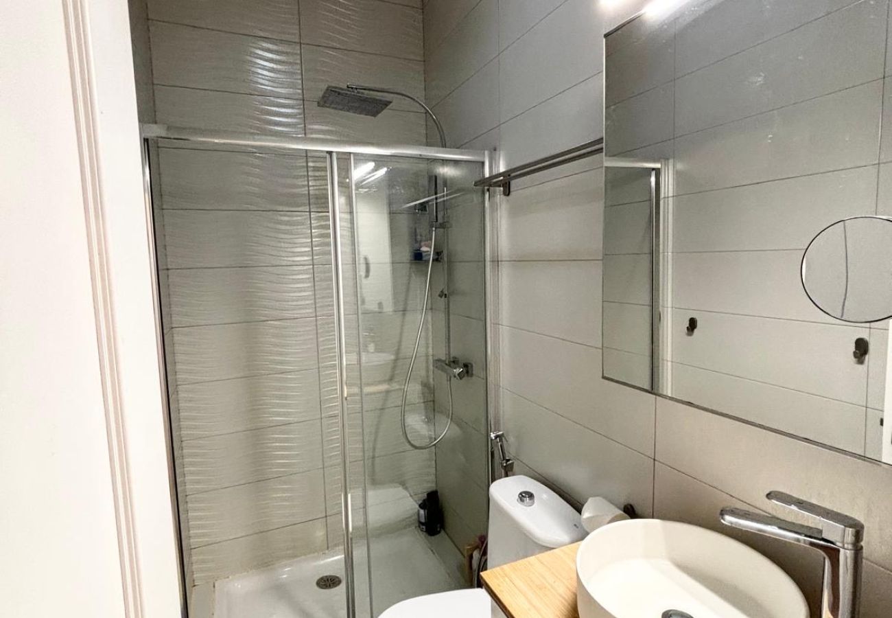 Appartement à Los Cristianos - Los Cristianos Town Center, 2 bedrooms, 170m beach