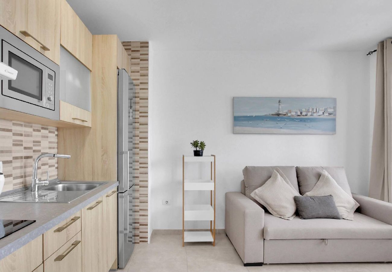 Appartamento a Los Cristianos - Ferdy's Home, Pool, Wi Fi, Downtown Los Cristianos 