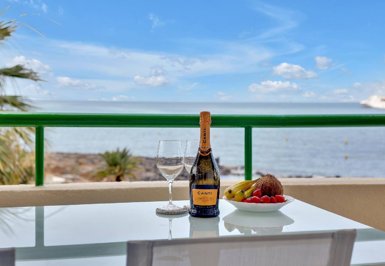 Appartamento a Arona - Casa Marinita, Penthouse By The Sea 