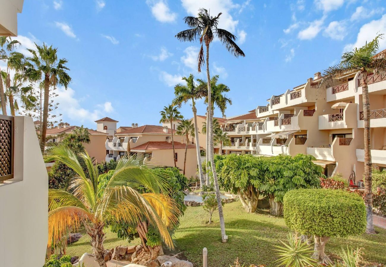 Studio a San Miguel de Abona - Zen Holidays, Heated Pool, Cond. Air, Terrace 