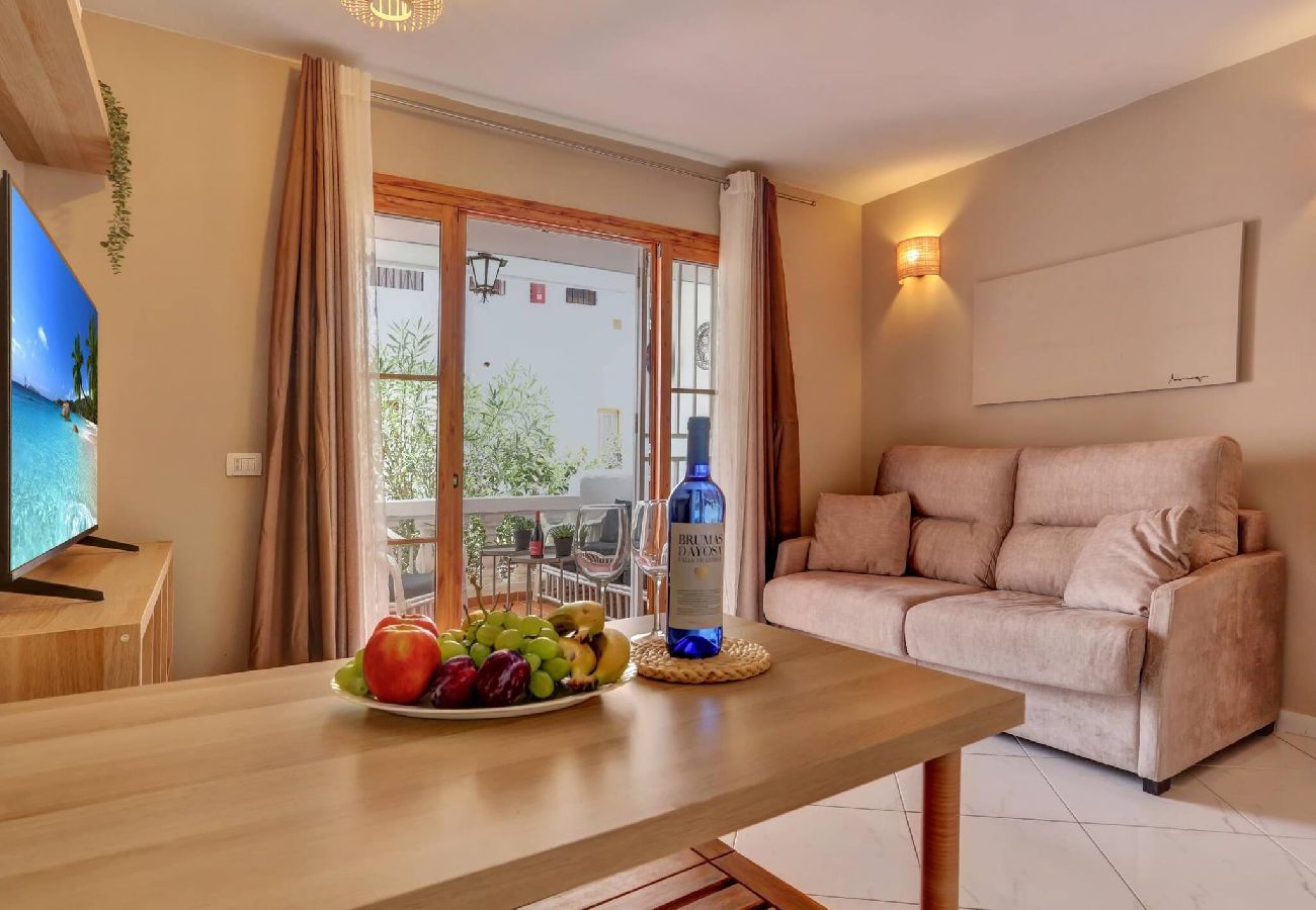 Appartamento a Los Cristianos - Relaxing 1 bed, Los Cristianos,Heated Pool,Air Con 