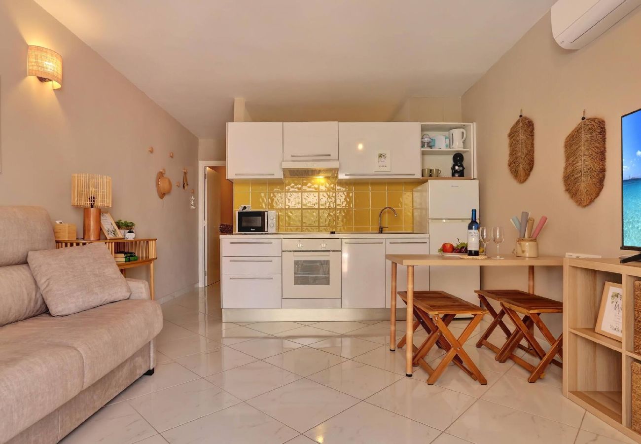 Appartamento a Los Cristianos - Relaxing 1 bed, Los Cristianos,Heated Pool,Air Con 